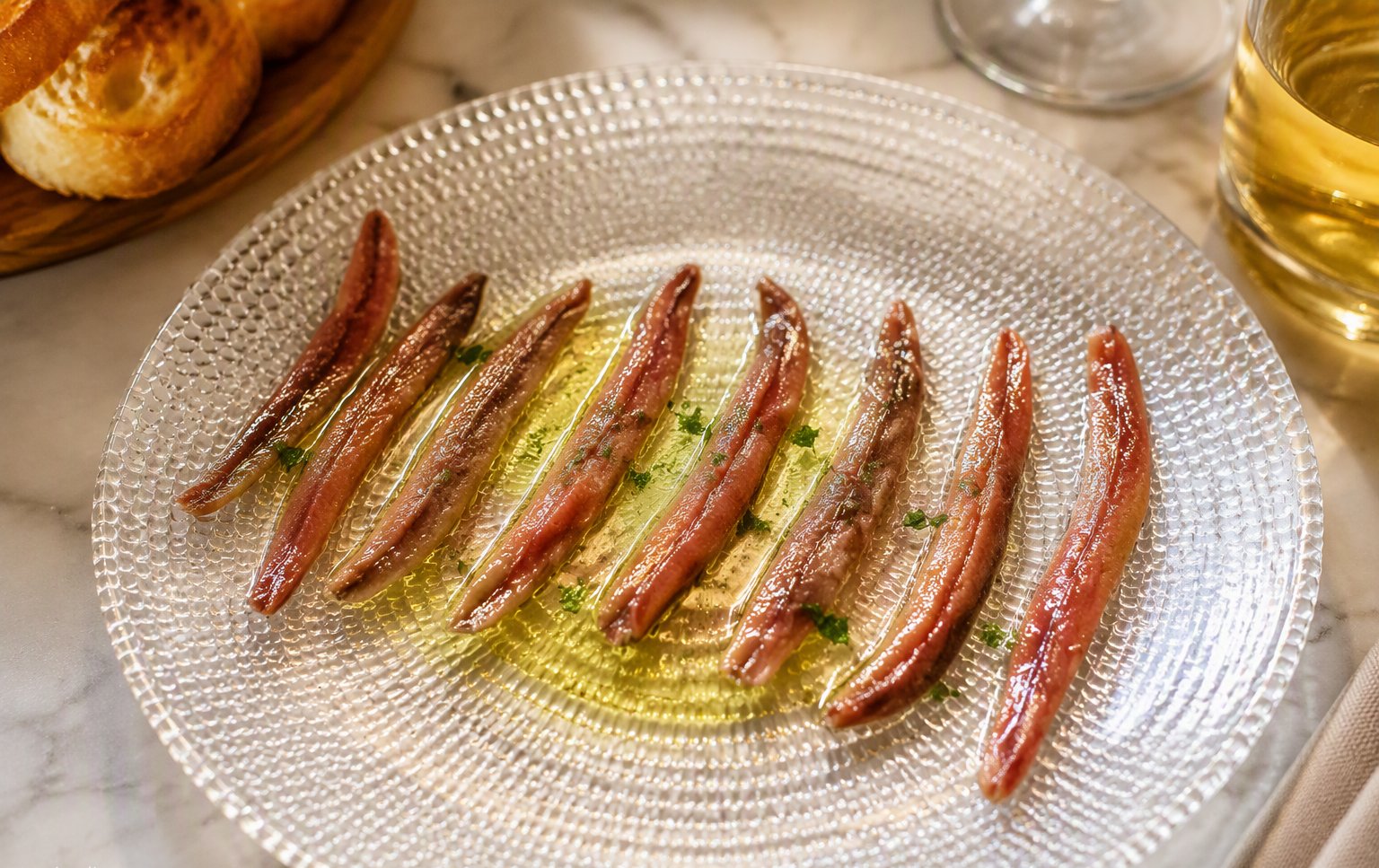Anchoas en aceite de oliva de Restaurante El Yantar, limpiadas a mano
